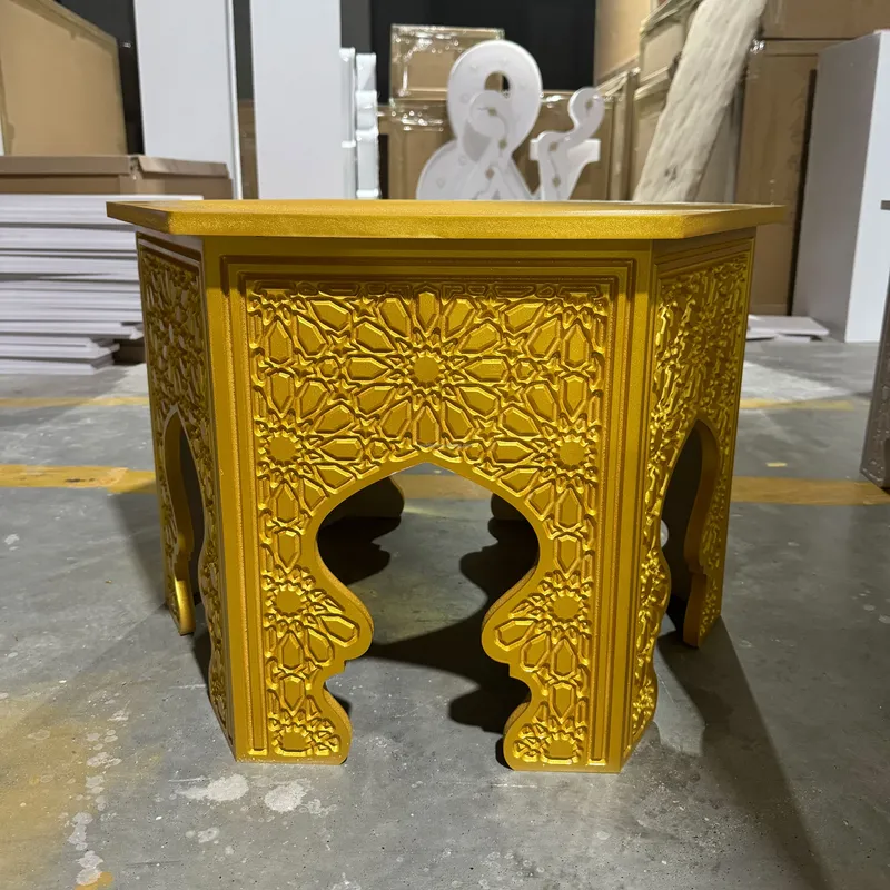 Indian Wedding Supply - インド風花柄ゴールドテーブル ラウンド型ベッドサイドテーブル リビングルーム ウェディングデコレーション用品 ケーキテーブル
